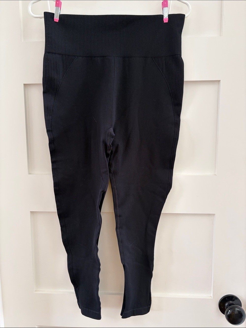 Zyia black High-Waist Black Ribbed Leggings​